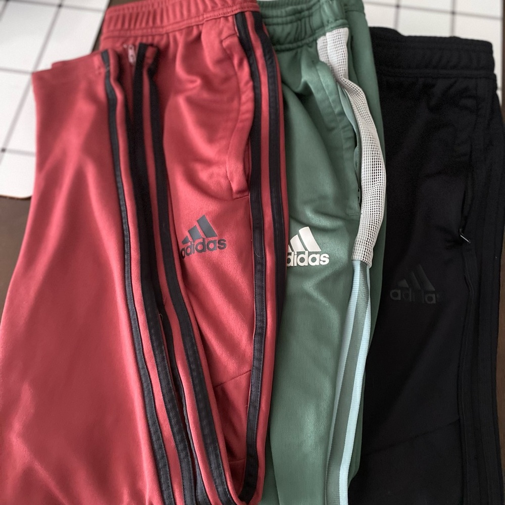 Adidas joggers sweatpants